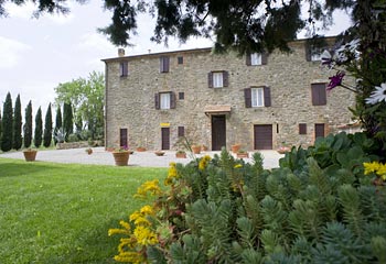 LA PIEVE FARM HOUSE IN TUSCANY